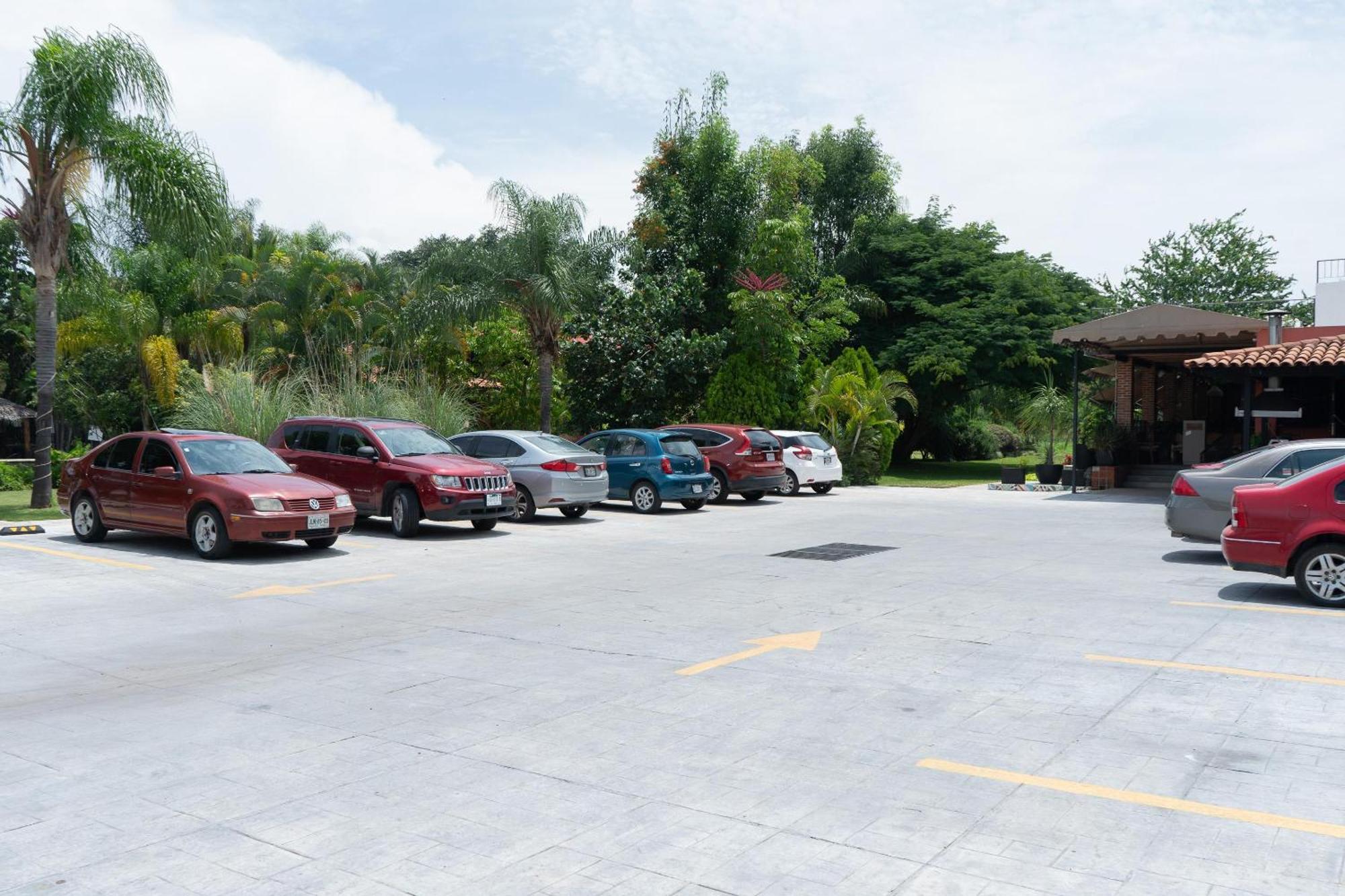 Capital O La Joya Del Lago Ajijic Luaran gambar