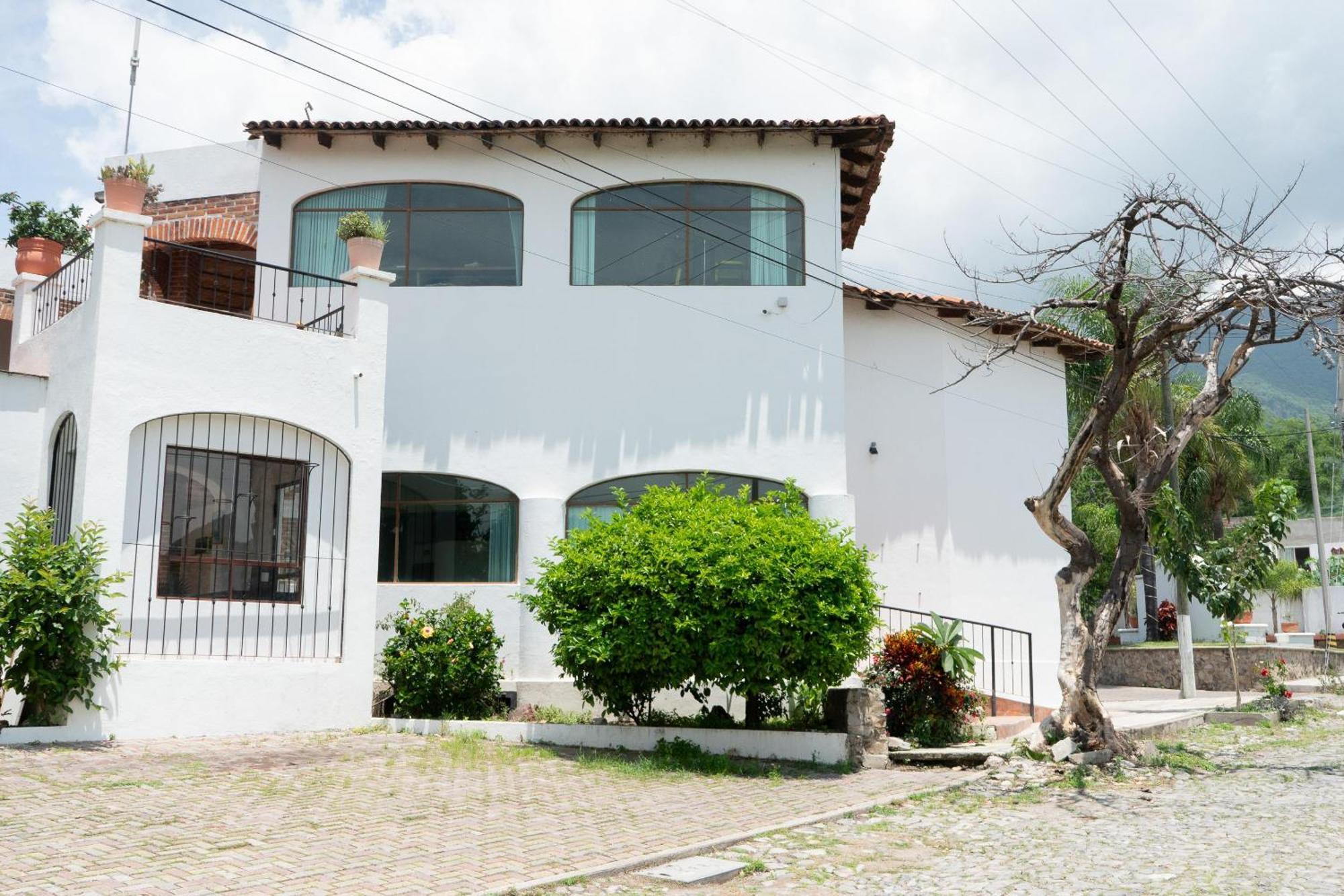 Capital O La Joya Del Lago Ajijic Luaran gambar