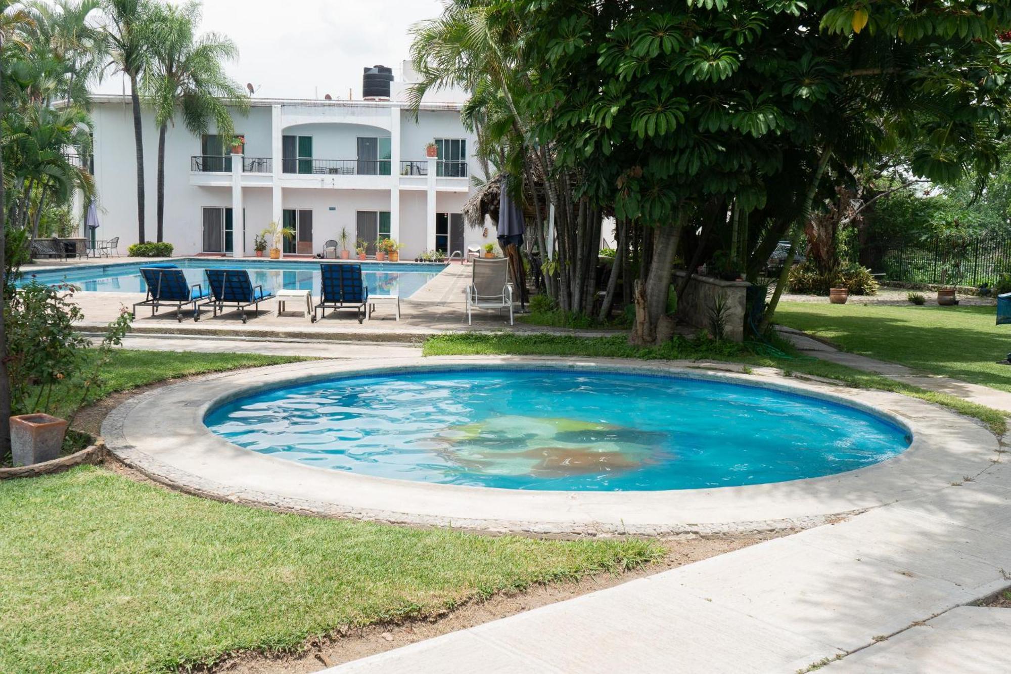 Capital O La Joya Del Lago Ajijic Luaran gambar